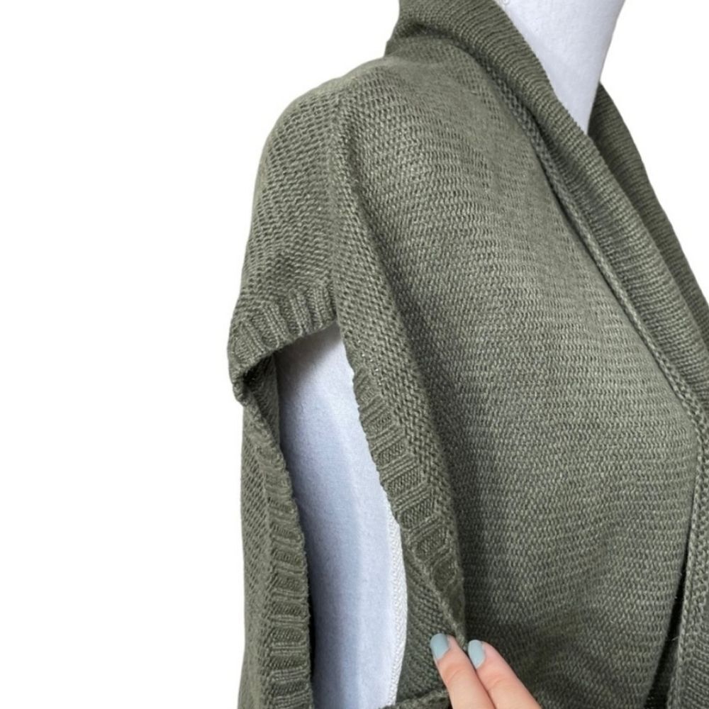 Eddie Bauer L Olive Green Knitted Pockets Shrtslvs Women’s Opened Cardigan Vest - Picture 4 of 12